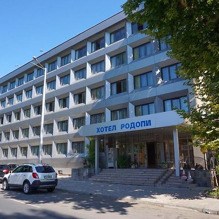 Rodopi Hotel Haskovo Exterior foto