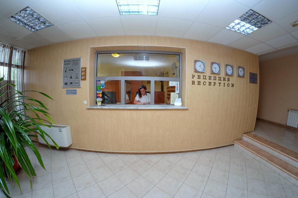 Rodopi Hotel Haskovo Exterior foto