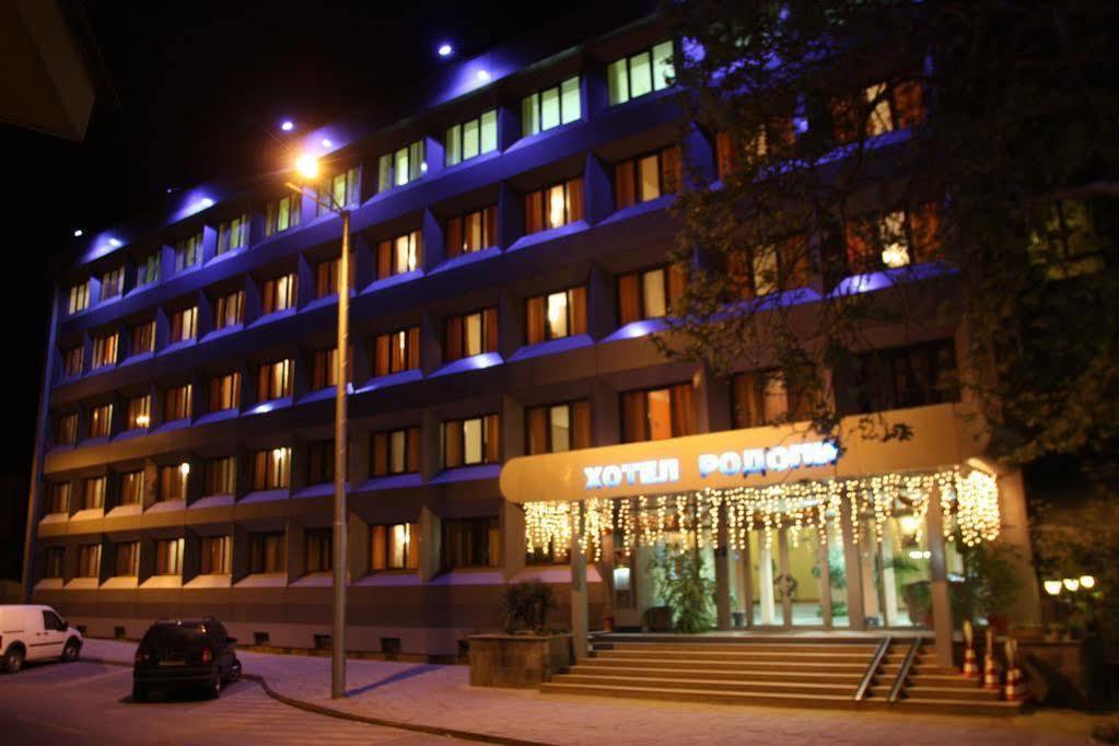 Rodopi Hotel Haskovo Exterior foto