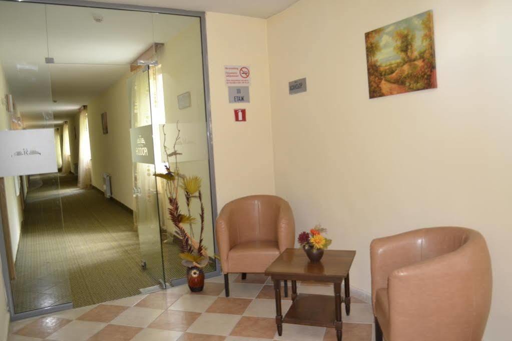 Rodopi Hotel Haskovo Exterior foto